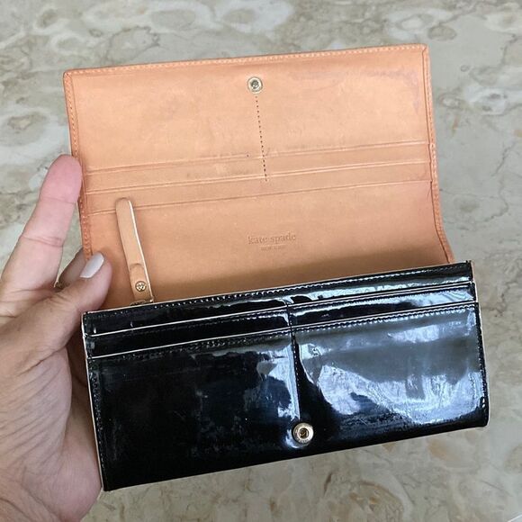 Kate Spade Black Patent BiFold Wallet - Picture 4 of 12